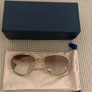 Louis Vuitton aviator sunglasses